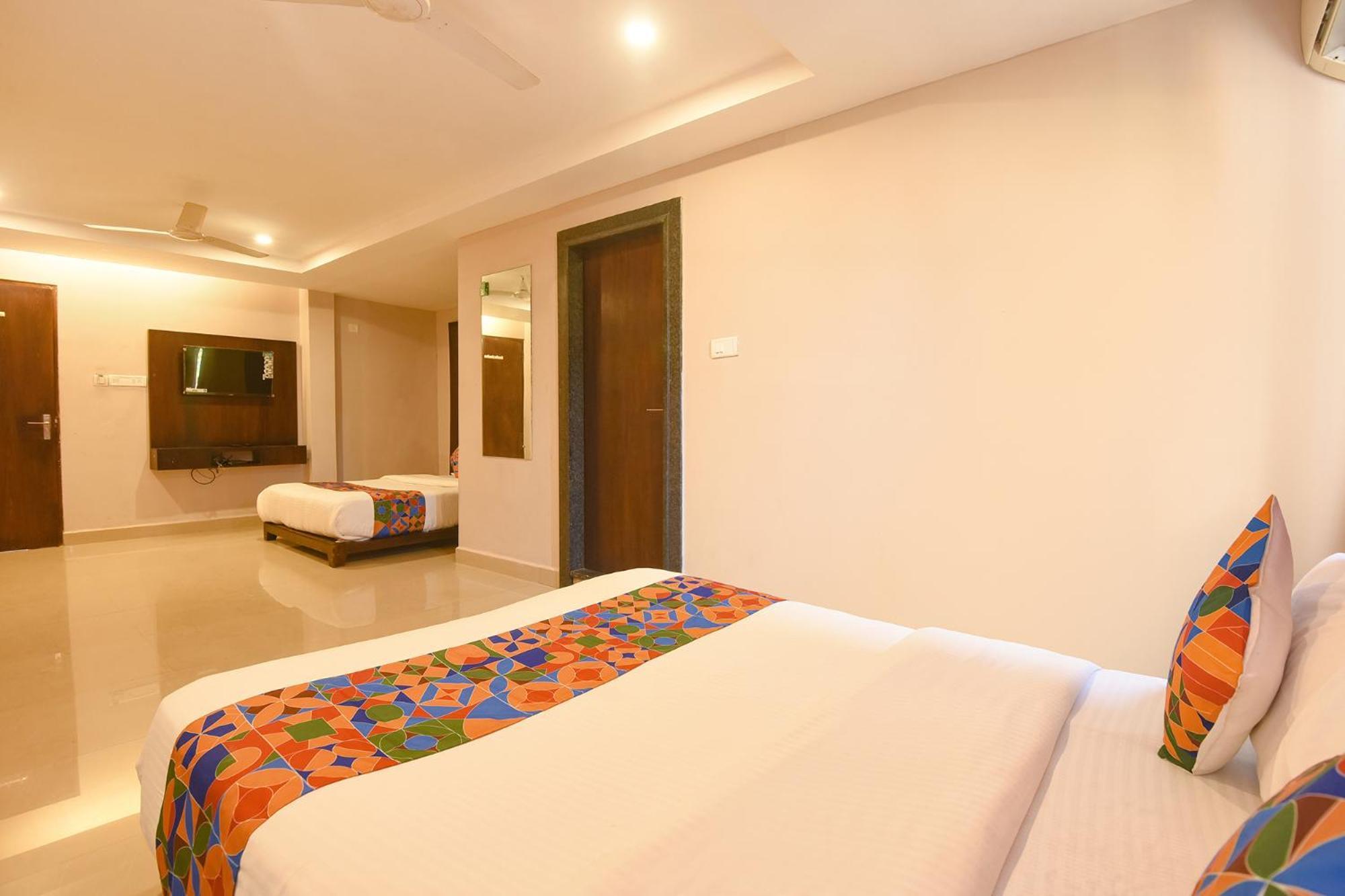 Inn Fabexpress Raj Imperial By Rivasa 2*