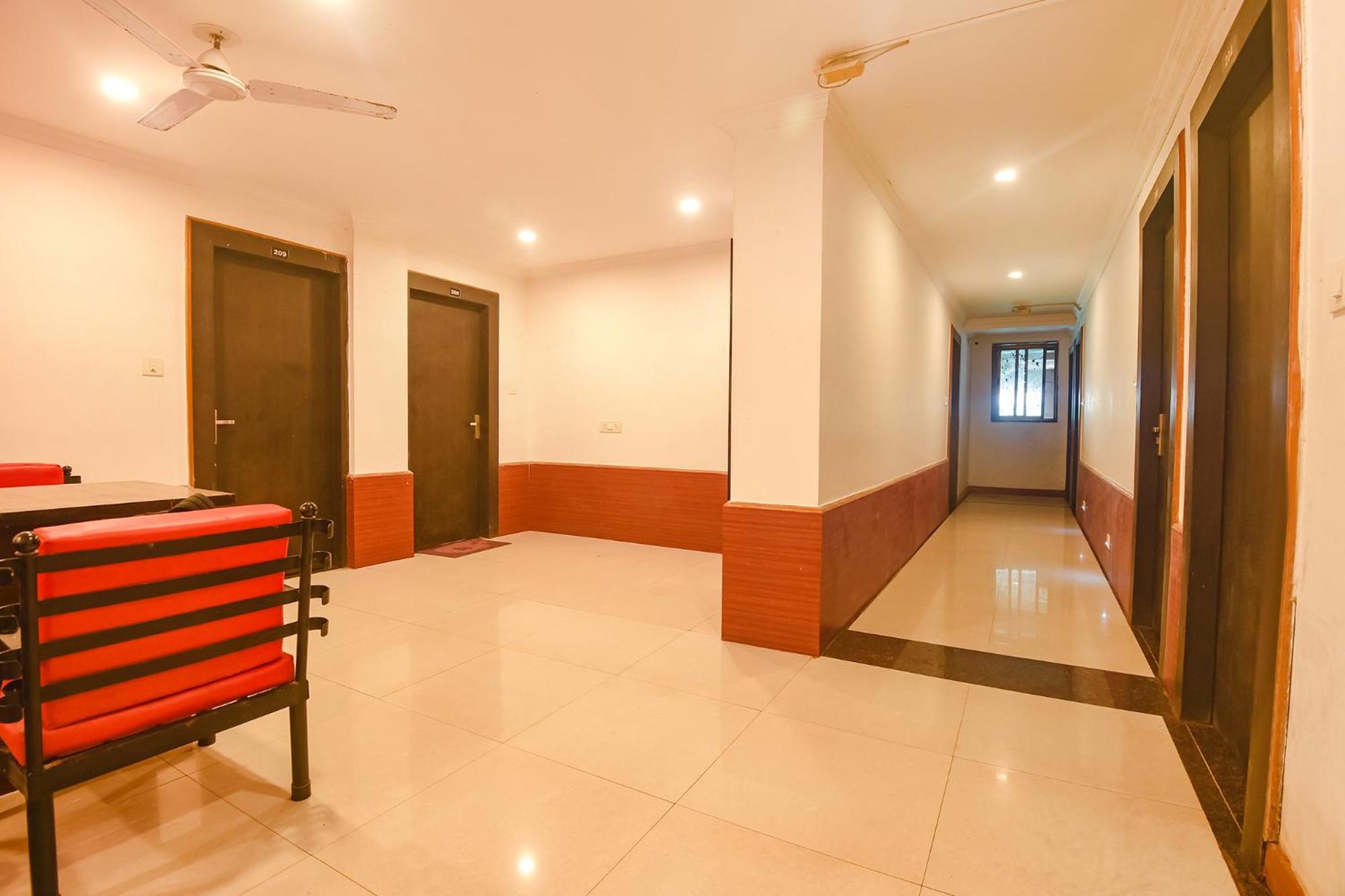 Fabexpress Raj Imperial By Rivasa 2* Calangute