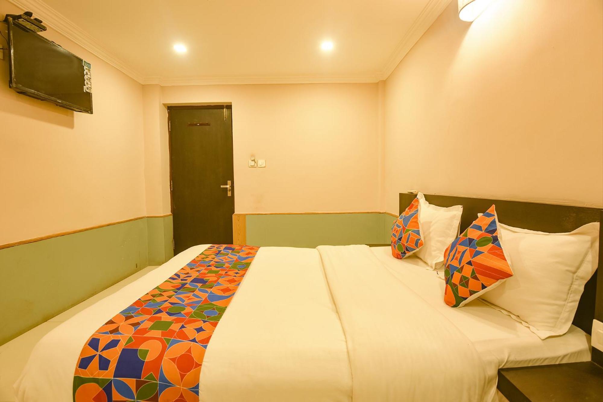 Fabexpress Raj Imperial By Rivasa Inn Calangute